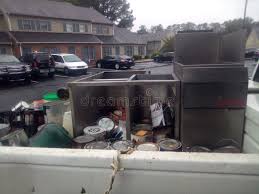 Best Carpet Removal and Disposal  in North Newton, KS